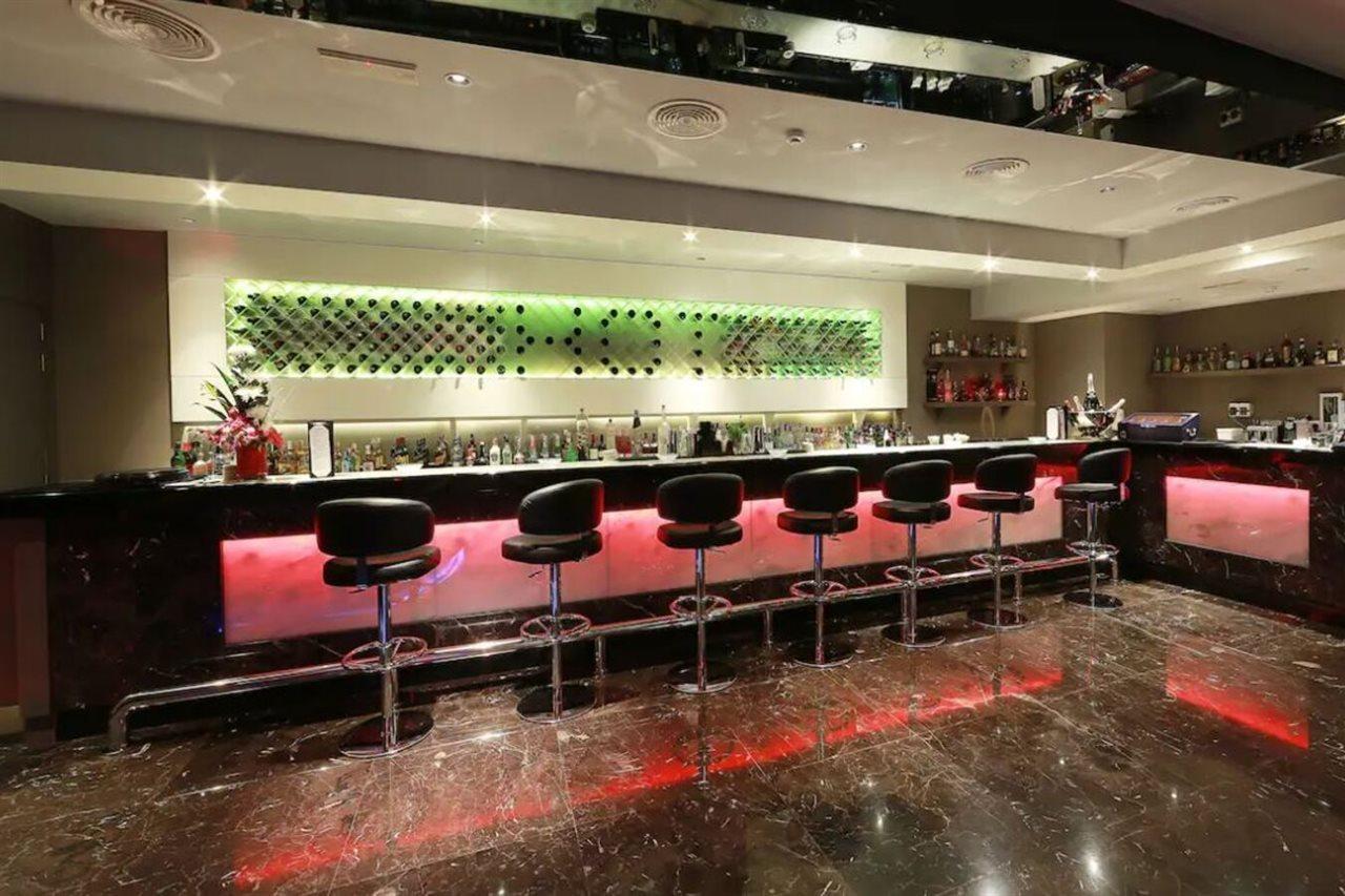 Al Khaleej Palace Deira Готель 4*